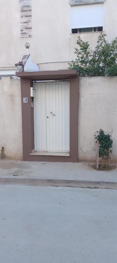 Studio, Cite La Gazelle ,Pas Jafar, Quartier Calme 10 Min De L'Aeroport Pres Du Technopark Dış mekan fotoğraf